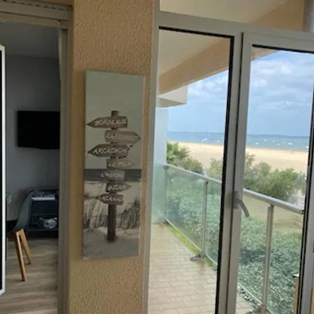 Arcachon: T1 Cabine, Parking Securise, Acces - Fr-1-319-482 * Arcachon